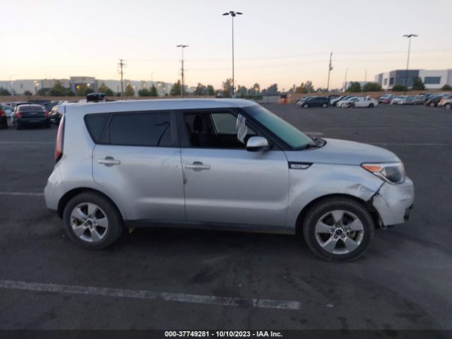 KNDJN2A23J7542932 KIA Soul Base