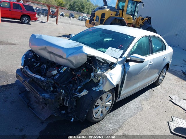 3VWD17AJ9EM360898 Volkswagen Jetta Sedan Se