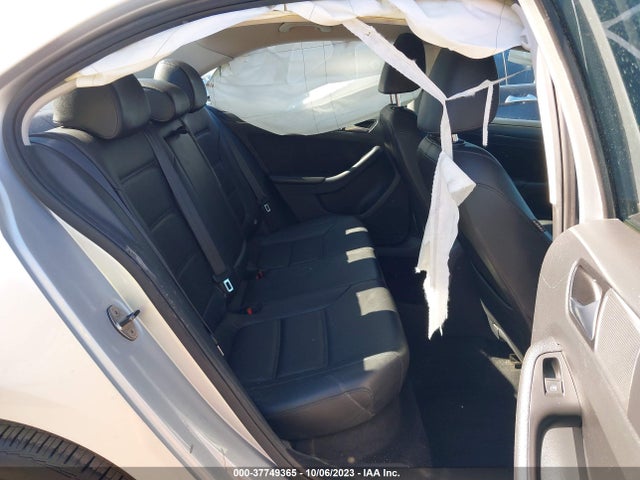 3VWD17AJ9EM360898 Volkswagen Jetta Sedan Se
