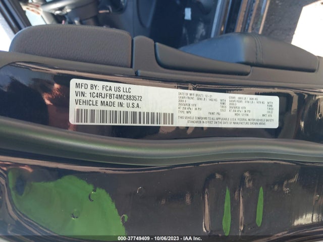 Продажа на аукционе авто 2021 Jeep Grand Cherokee Limited X 4x4, vin: 1C4RJFBT4MC883572, номер лота: 37749409