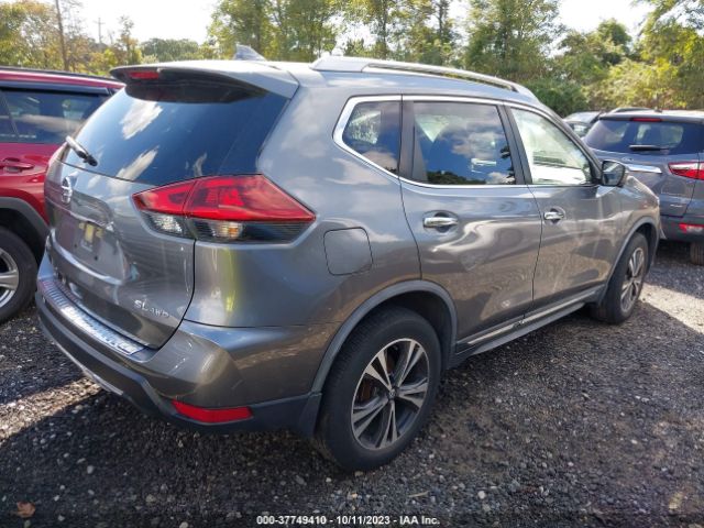 JN8AT2MV8JW352792 Nissan Rogue Sl