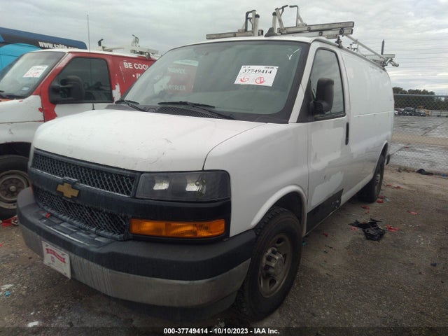 Chevrolet EXPRESS CARGO VAN 2019 1GCWGAFP6K1281492 Image 2