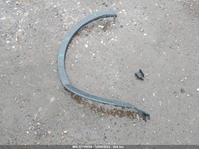 3VV3B7AX0MM057797 Volkswagen Tiguan Se/se R-line Black/sel