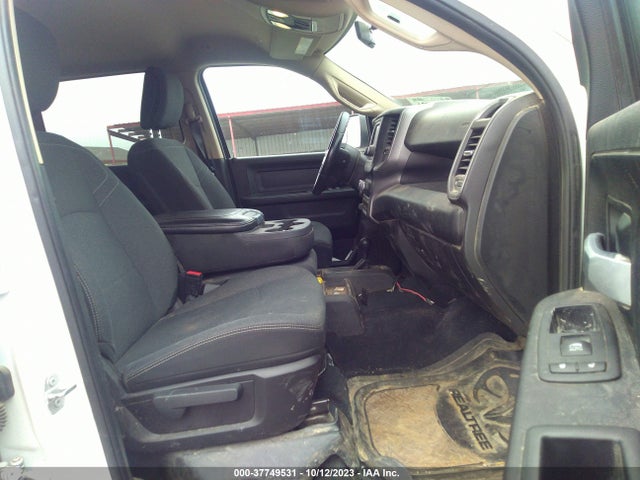 3C6UR5CJ6KG675544 RAM 2500 Tradesman