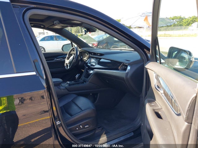 37749647 :رقم المزاد ، 1GYKPDRS9LZ113889 vin ، 2020 Cadillac Xt6 Awd Premium Luxury مزاد بيع