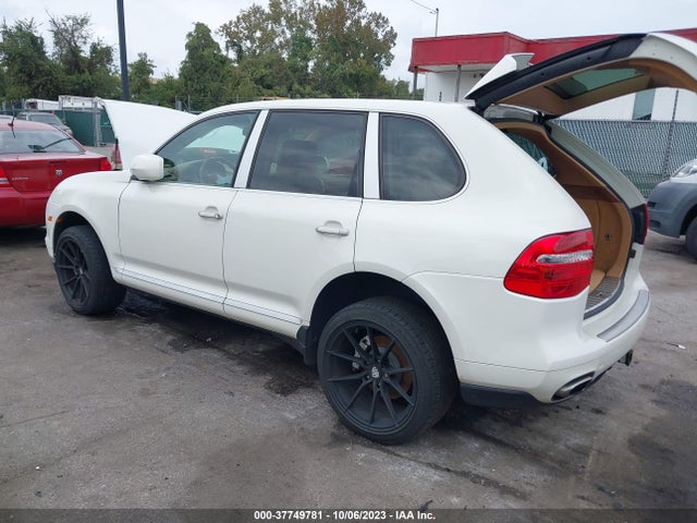 2009 PORSCHE CAYENNE WP1AB29P89LA40072 Photo 2