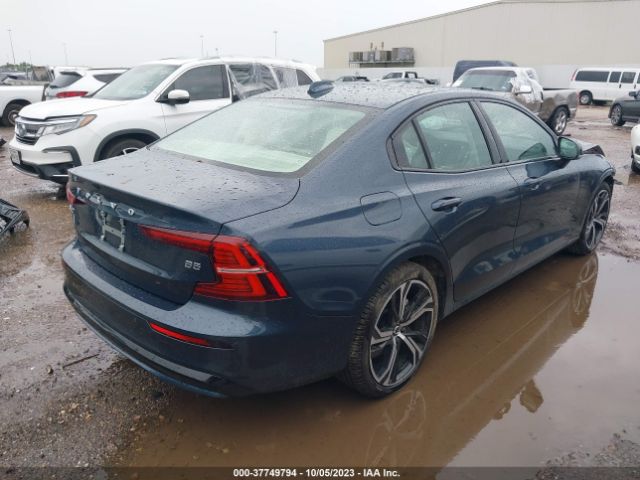 7JRL12FL9RG280692 Volvo S60 Plus Dark Theme