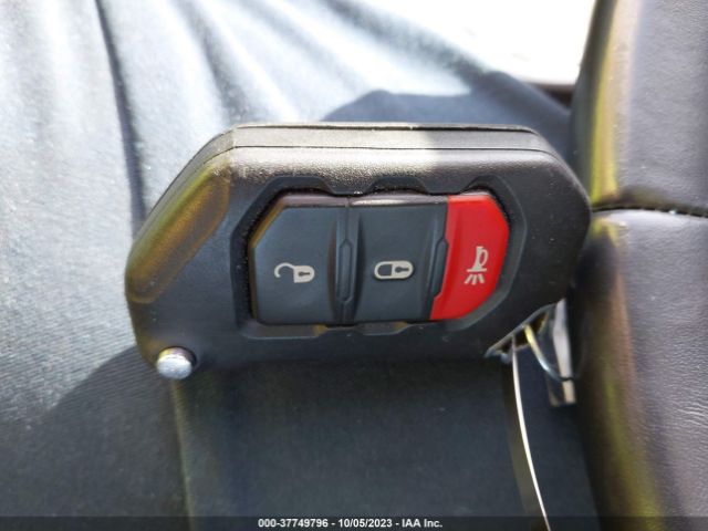 1C4HJXEG6LW140232 Jeep Wrangler Unlimited Sahara