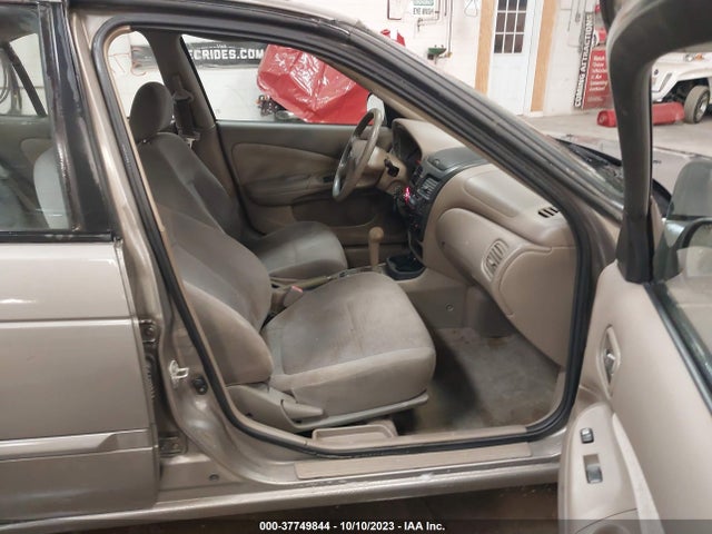 2004 NISSAN SENTRA 1.8S VIN: 3N1CB51D84L461366