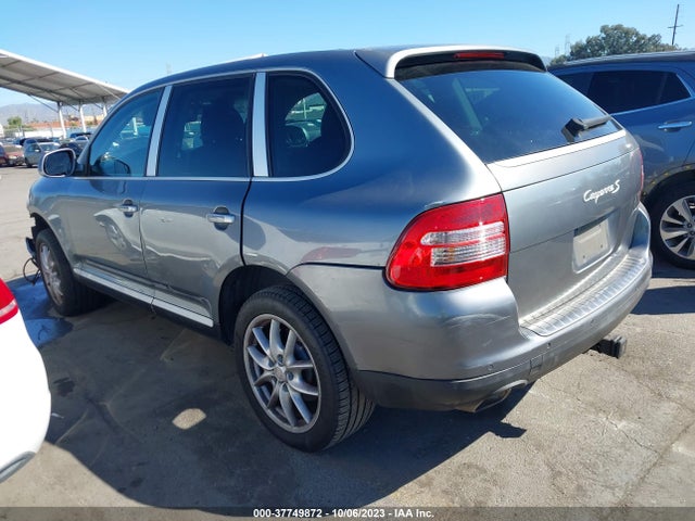 2004 PORSCHE CAYENNE WP1AB29PX4LA75074 Photo 2