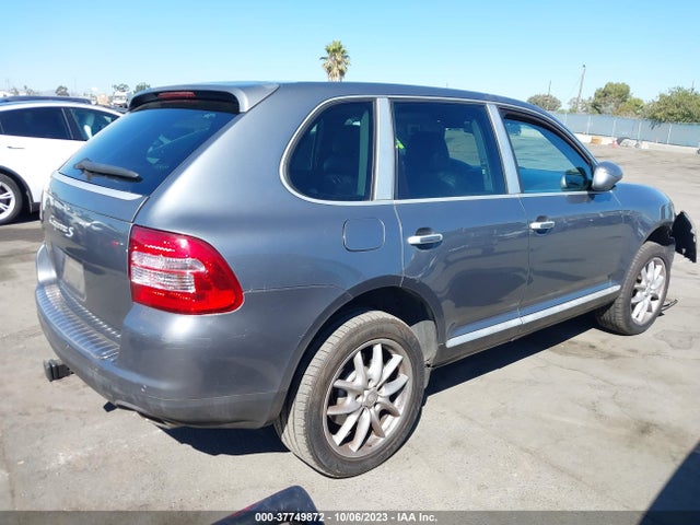 2004 PORSCHE CAYENNE WP1AB29PX4LA75074 Photo 3