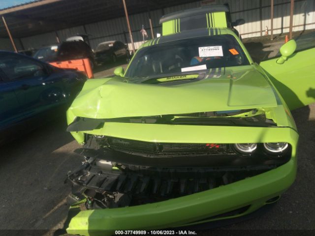 2C3CDZBT3FH885249 Dodge Challenger R/t Plus Shaker
