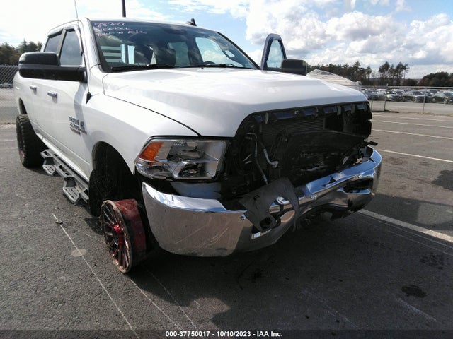 3C6UR5DL6JG218232 RAM 2500 Slt