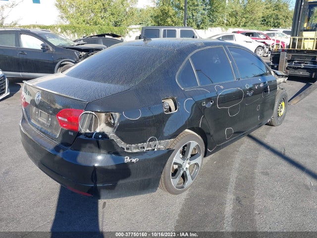 3VWD17AJ3EM432257 Volkswagen Jetta Sedan Se