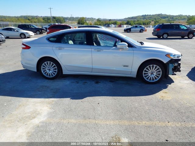 3FA6P0SU0ER395199 Ford Fusion Energi Titanium
