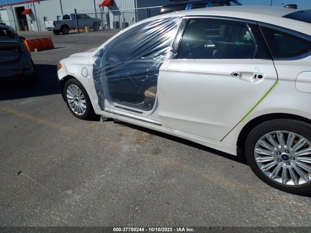 3FA6P0SU0ER395199 Ford Fusion Energi Titanium
