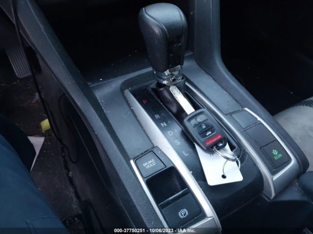 19XFC2F52GE218930 Honda Civic Sedan Lx