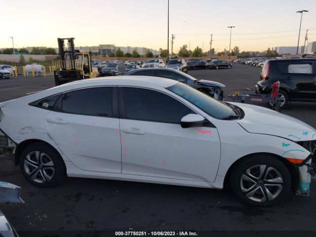 19XFC2F52GE218930 Honda Civic Sedan Lx