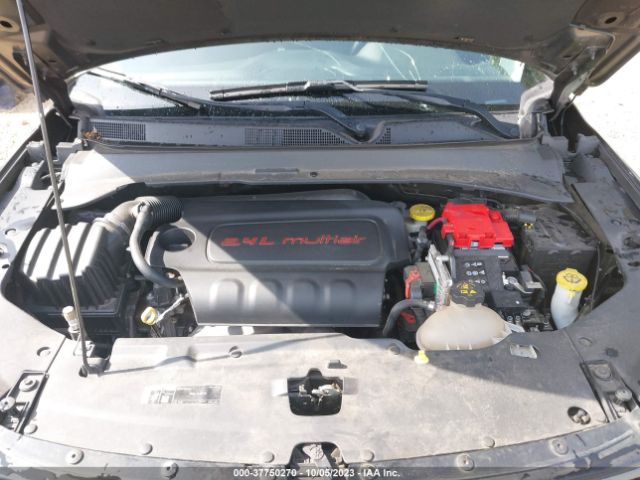 3C4NJCBB6KT851700 Jeep Compass Latitude