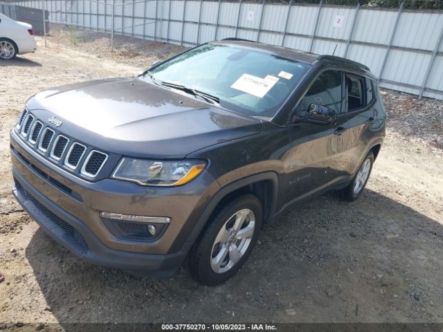 3C4NJCBB6KT851700 Jeep Compass Latitude