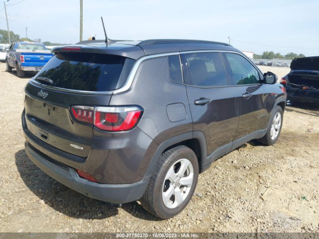 3C4NJCBB6KT851700 Jeep Compass Latitude