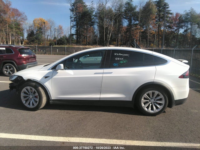 Tesla Model X P100d 2017 5YJXCAE41HF075780 Image 13
