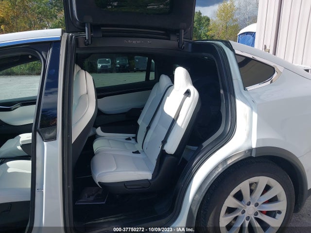 Tesla Model X P100d 2017 5YJXCAE41HF075780 Image 8