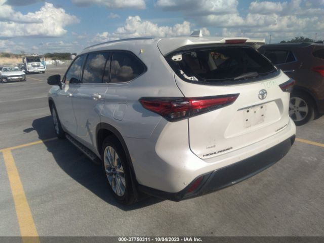 2021 TOYOTA HIGHLANDER 5TDDZRBH9MS124155 Photo 2