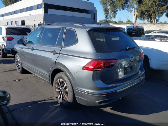 3VVRB7AX8PM109823 Volkswagen TIGUAN S