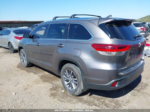 Toyota Highlander Xle/se 2017 5TDKZRFH2HS525117 Image 3