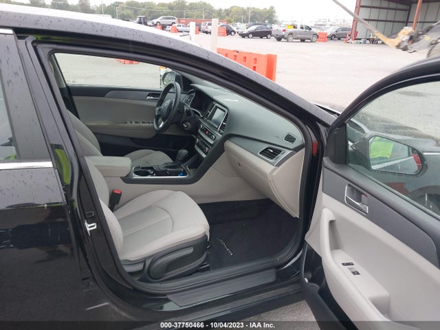 2019 HYUNDAI SONATA SE VIN: 5NPE24AF0KH763703