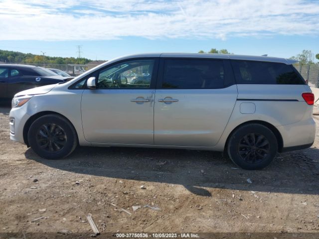 KNDMB5C11L6605837 KIA SEDONA LX