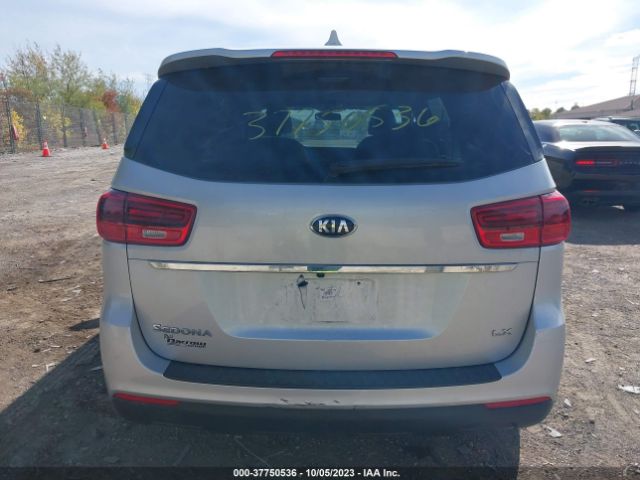 KNDMB5C11L6605837 KIA SEDONA LX