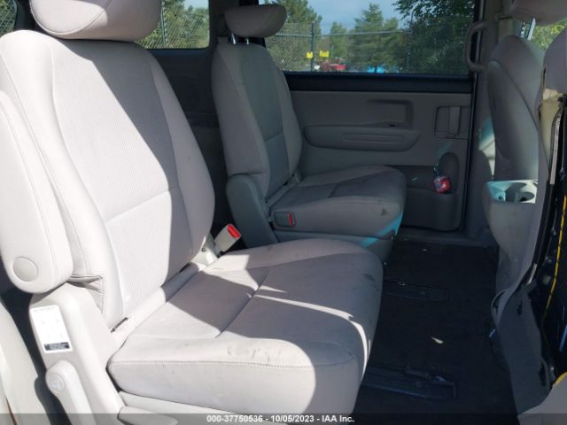 KNDMB5C11L6605837 KIA SEDONA LX