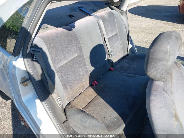 2001 FORD FOCUS SE STREET EDITION/SE VIN: 1FAFP34P71W136886