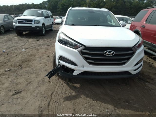 KM8J33A47GU149289 Hyundai TUCSON SE