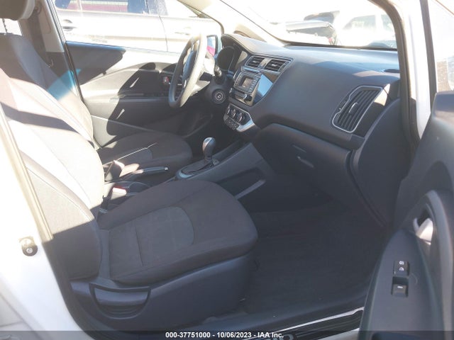 KIA RIO LX 2016 KNADM5A34G6647114 Image 5