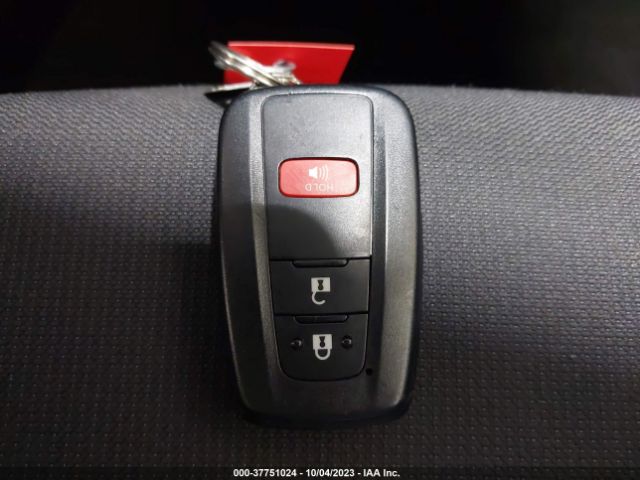 JTNK4RBE8K3050152 Toyota COROLLA SE