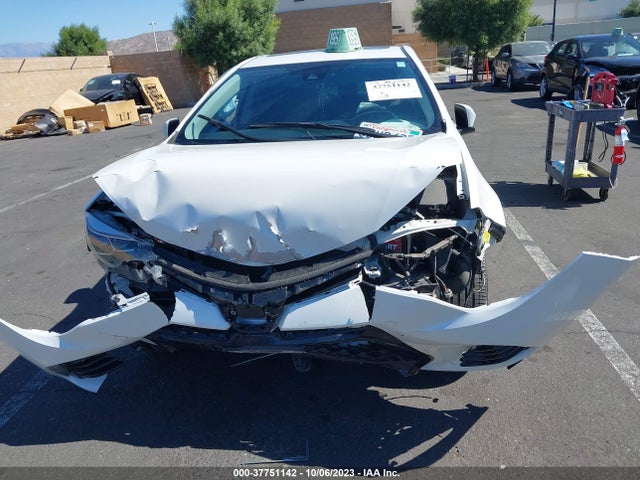 Toyota Corolla Xse 2018 5YFBURHE6JP744761 Image 13