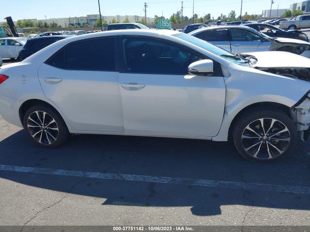 Toyota Corolla Xse 2018 5YFBURHE6JP744761 Image 14