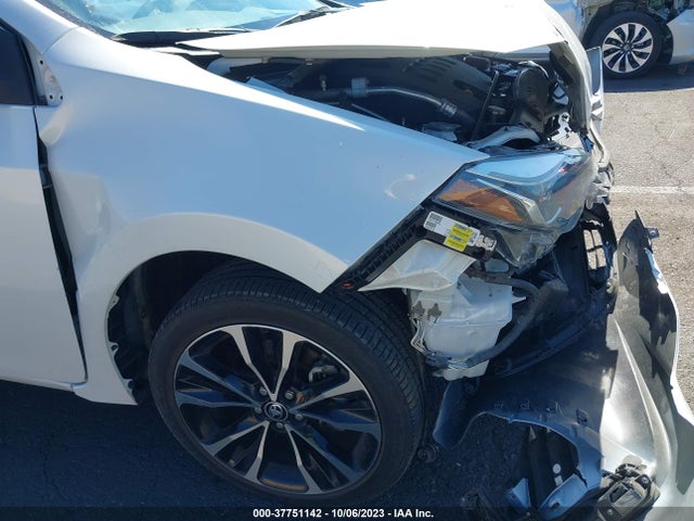 Toyota Corolla Xse 2018 5YFBURHE6JP744761 Image 12