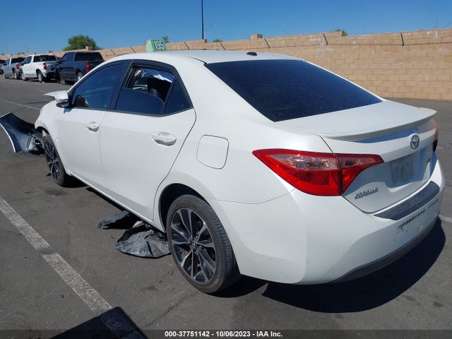 Toyota Corolla Xse 2018 5YFBURHE6JP744761 Image 3
