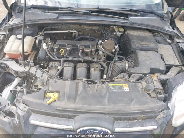 2013 FORD FOCUS SE VIN: 1FADP3K23DL131995