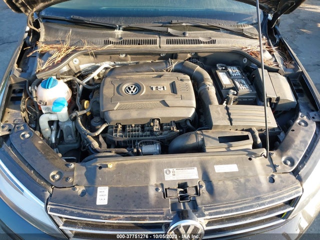 3VWD17AJXFM407597 Volkswagen Jetta Sedan 1.8t Se W/connectivity