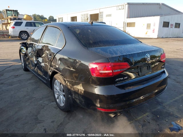 3VWD17AJXFM407597 Volkswagen Jetta Sedan 1.8t Se W/connectivity