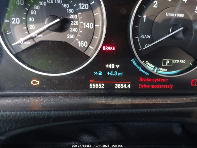 WBA8A3C58JA491676 BMW 320i Xdrive