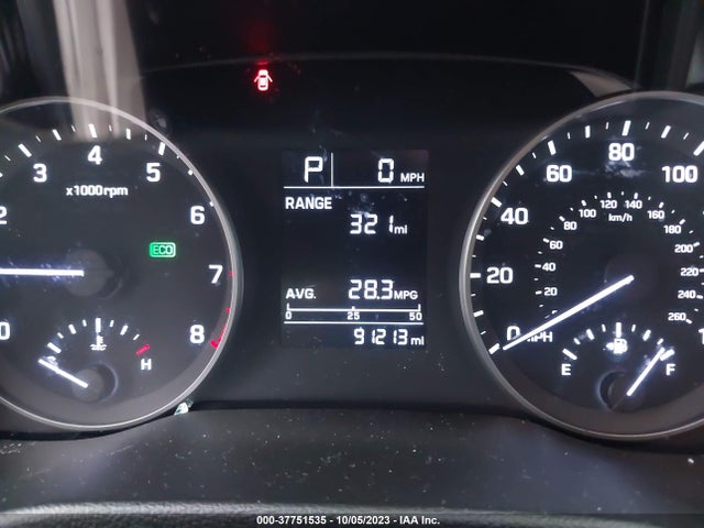 2018 HYUNDAI ELANTRA SE VIN: 5NPD74LF2JH398479