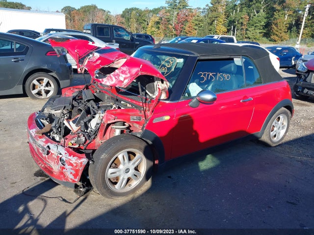 2006 MINI COOPER CONVERTIBLE WMWRF33516TG15257 Photo 1