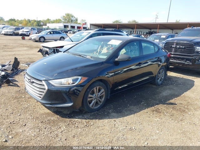 Hyundai ELANTRA SE 2017 5NPD84LF7HH022433 Image 2