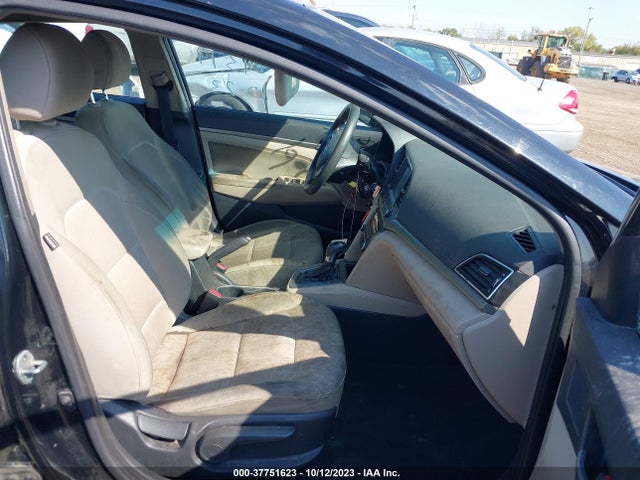 Hyundai ELANTRA SE 2017 5NPD84LF7HH022433 Image 5